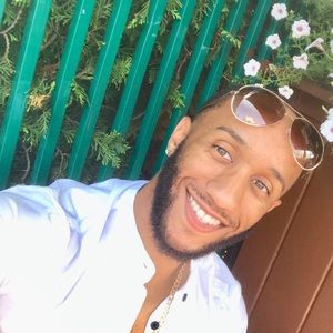 Meet your Posher, Ernest